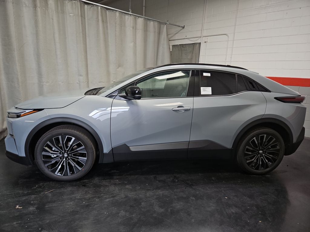 2026 Toyota C-HR XSE