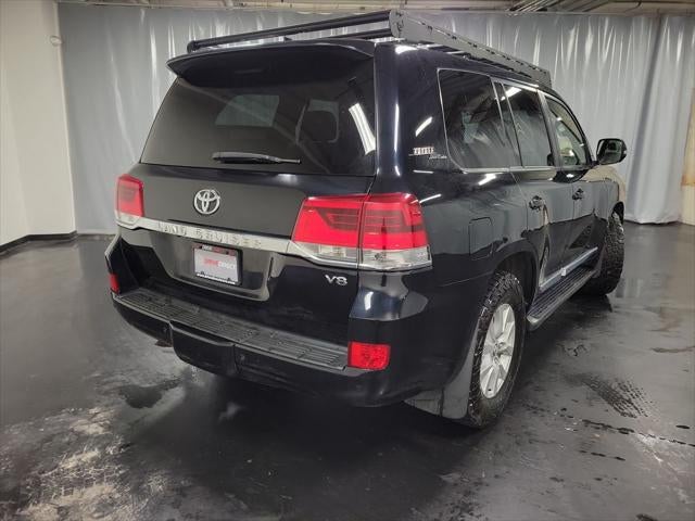 2018 Toyota Land Cruiser Base