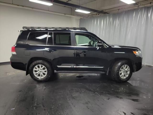 2018 Toyota Land Cruiser Base