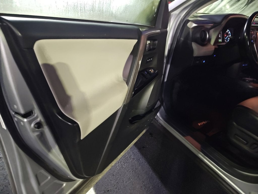 2017 Toyota RAV4 Hybrid Limited