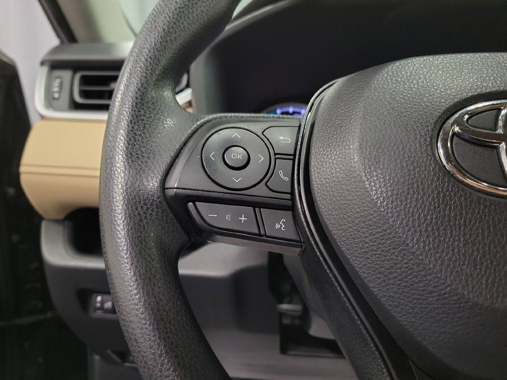2021 Toyota RAV4 Hybrid LE