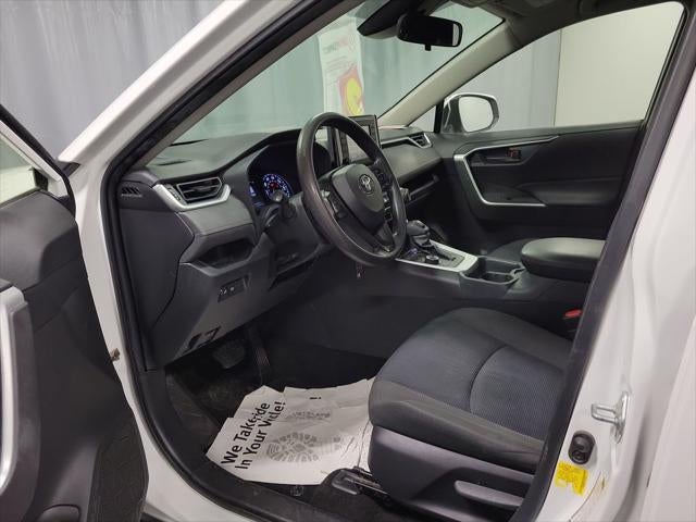 2020 Toyota RAV4 Hybrid LE