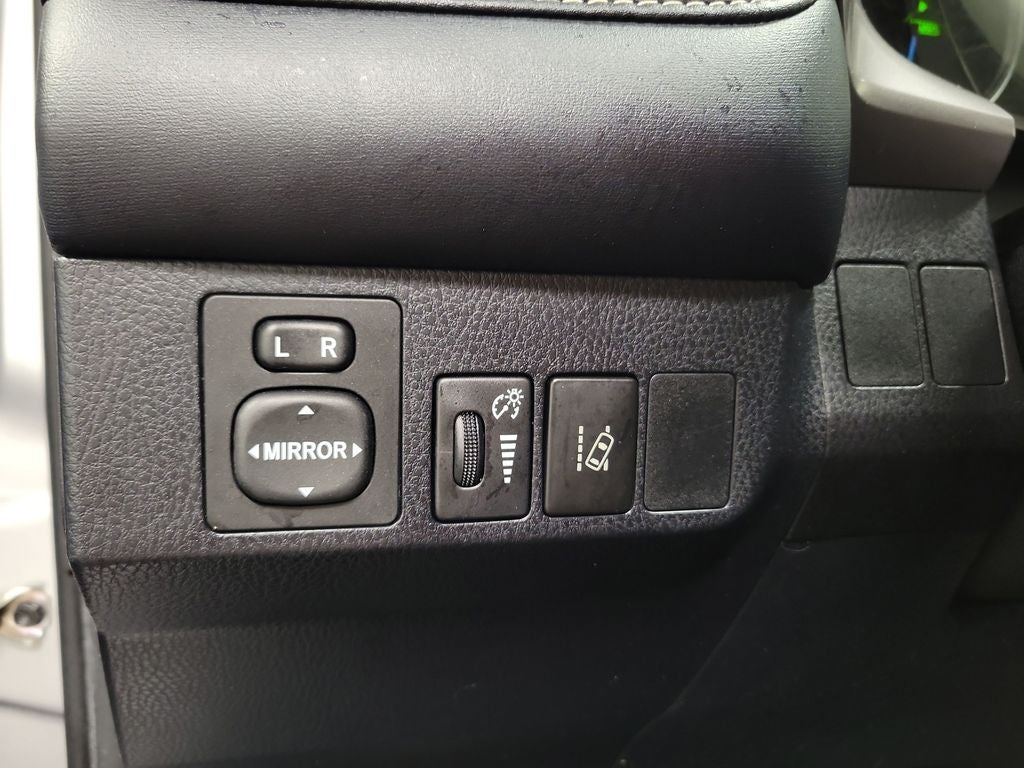 2017 Toyota RAV4 Hybrid XLE