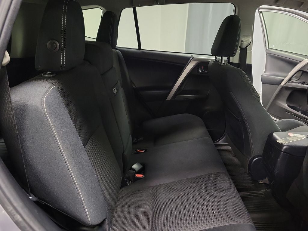 2017 Toyota RAV4 Hybrid XLE
