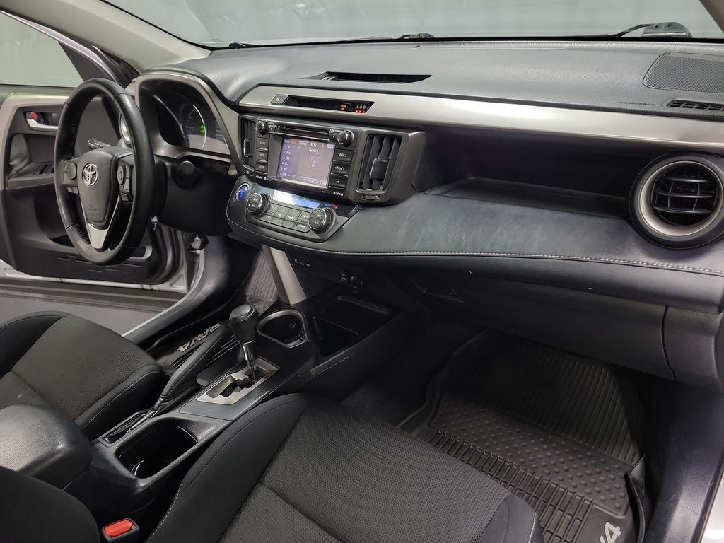 2017 Toyota RAV4 Hybrid XLE