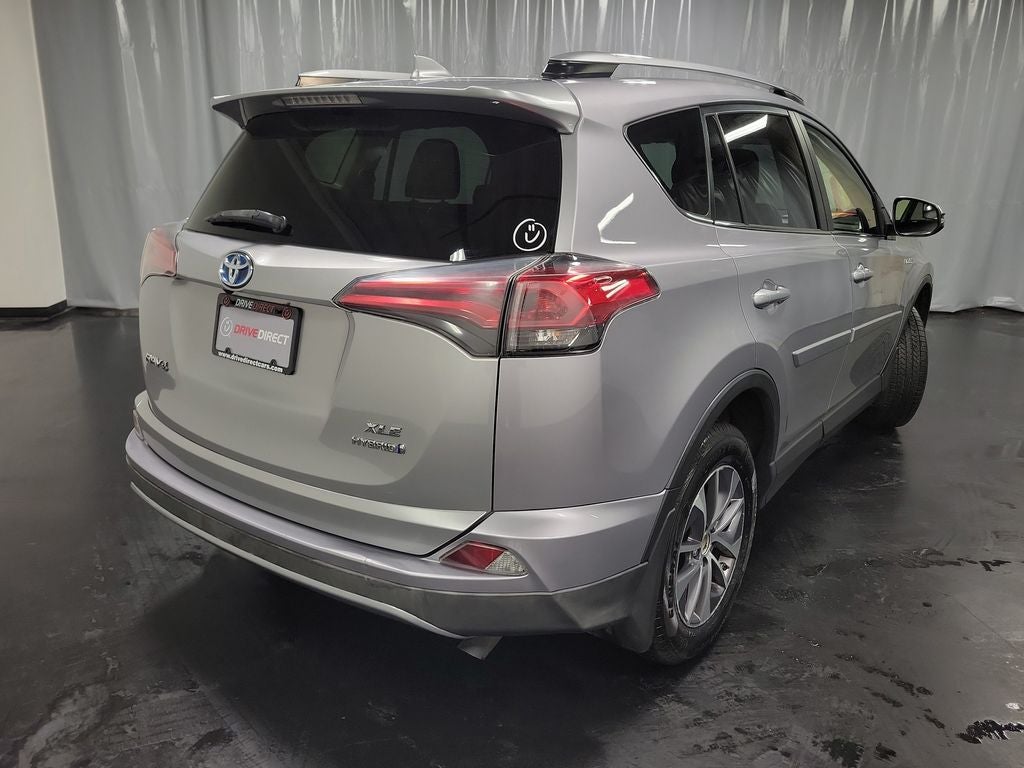 2017 Toyota RAV4 Hybrid XLE