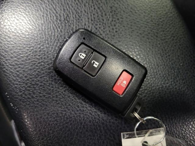 2017 Toyota RAV4 Hybrid XLE