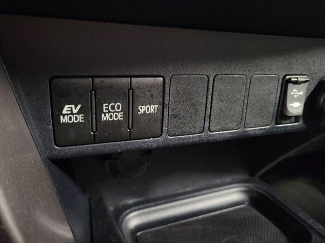 2017 Toyota RAV4 Hybrid XLE
