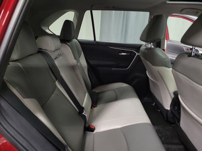 2023 Toyota RAV4 Hybrid XLE