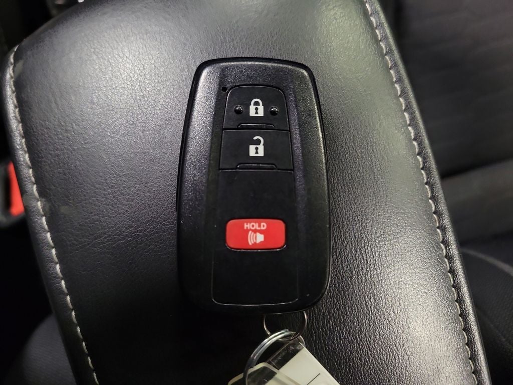 2020 Toyota Corolla Hatchback SE Nightshade Edition