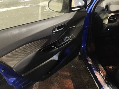 2021 Toyota C-HR XLE