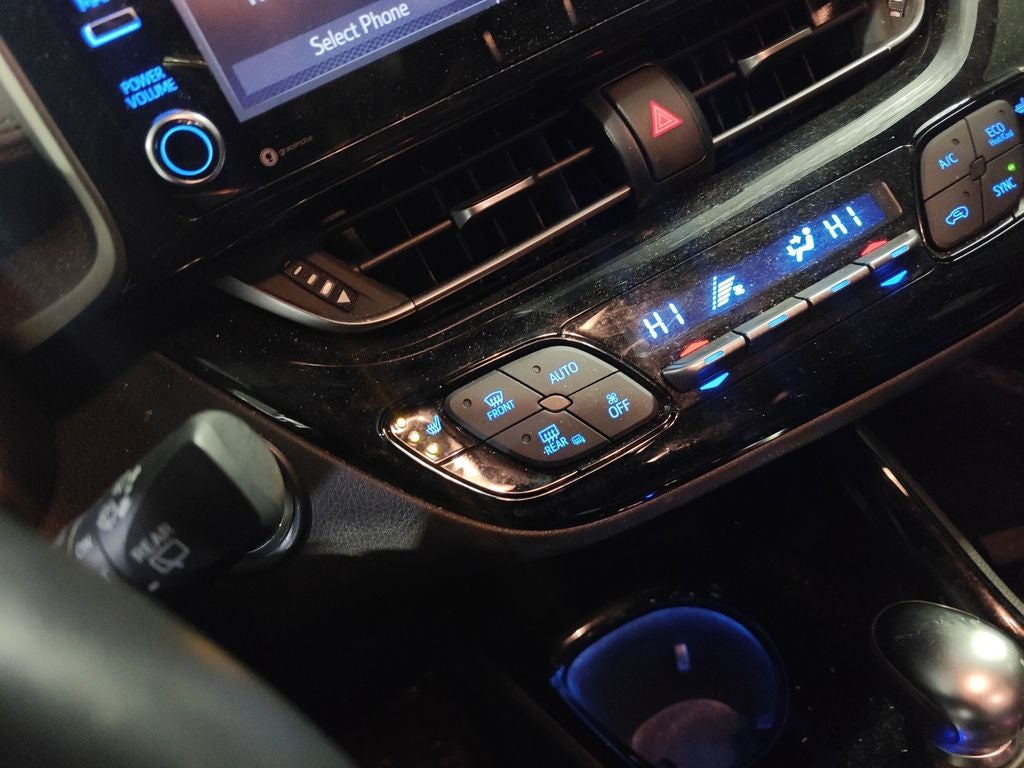 2021 Toyota C-HR XLE