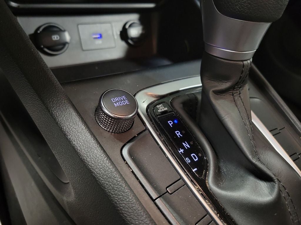2022 Hyundai Kona SE