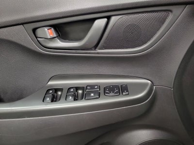 2022 Hyundai Kona SE