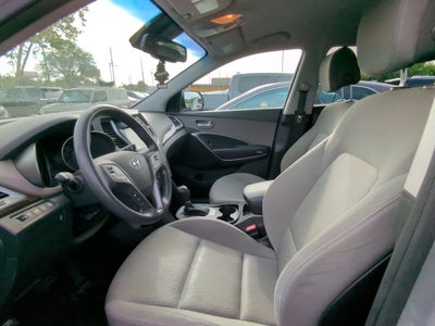 2017 Hyundai Santa Fe SE