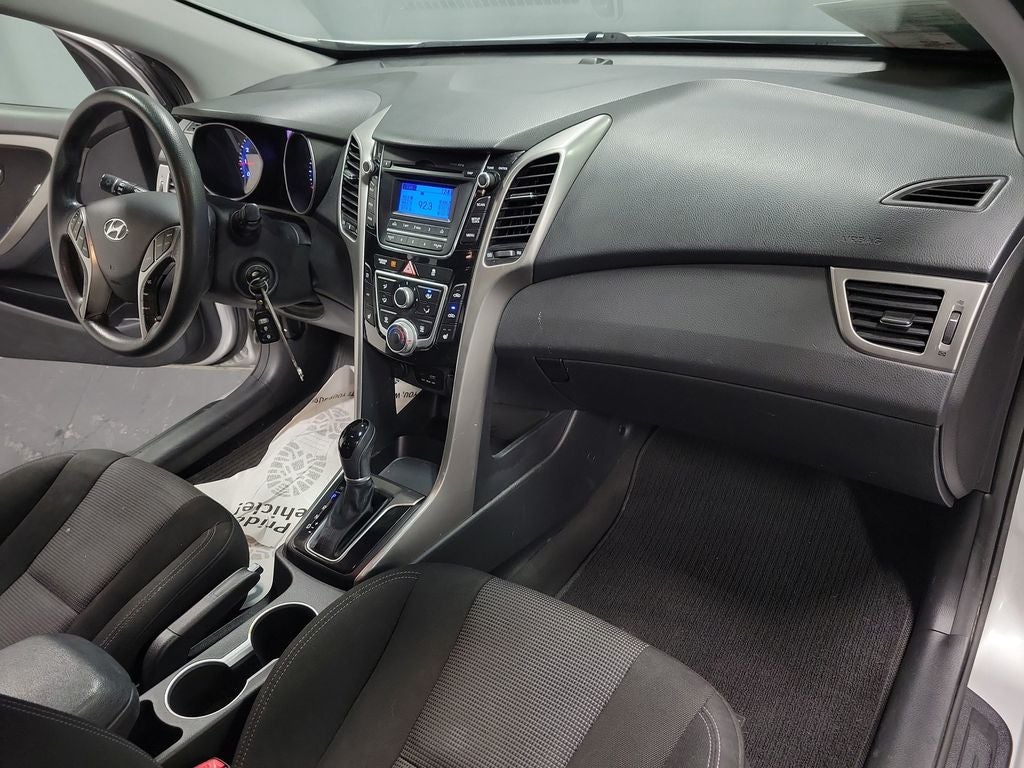 2016 Hyundai Elantra GT Base