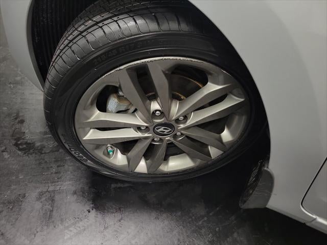 2017 Hyundai Elantra GT Base
