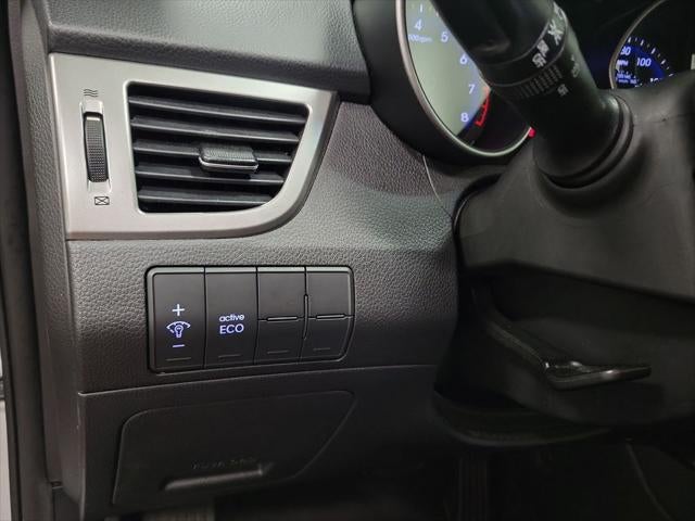 2017 Hyundai Elantra GT Base