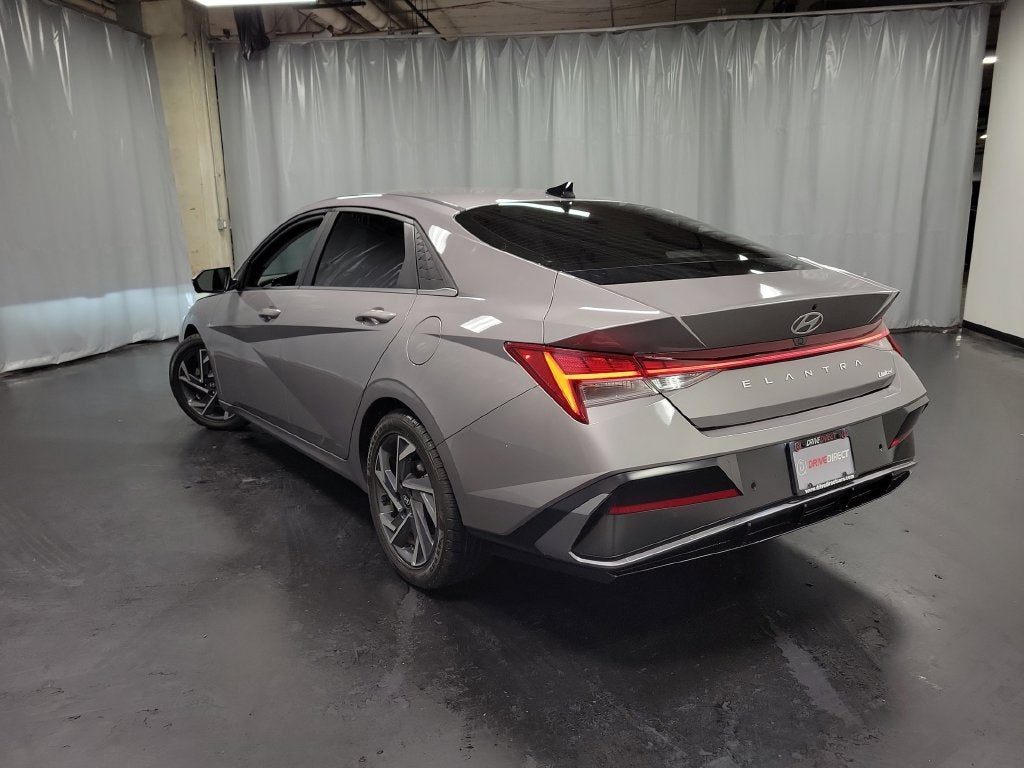 2024 Hyundai Elantra Limited