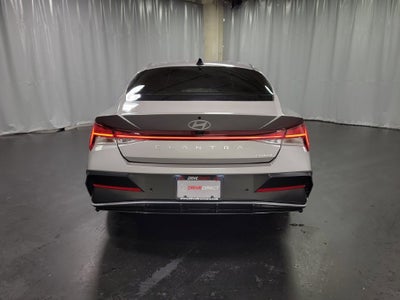 2024 Hyundai Elantra Limited