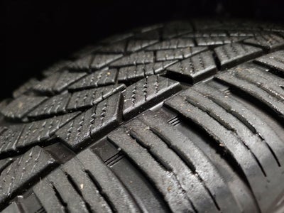 2022 Genesis GV70 2.5T