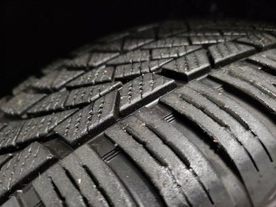 2022 Genesis GV70 2.5T