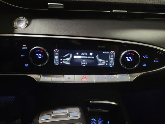 2022 Genesis GV70 2.5T