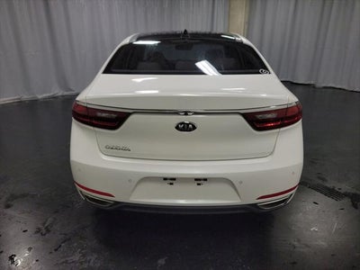 2017 Kia Cadenza Technology