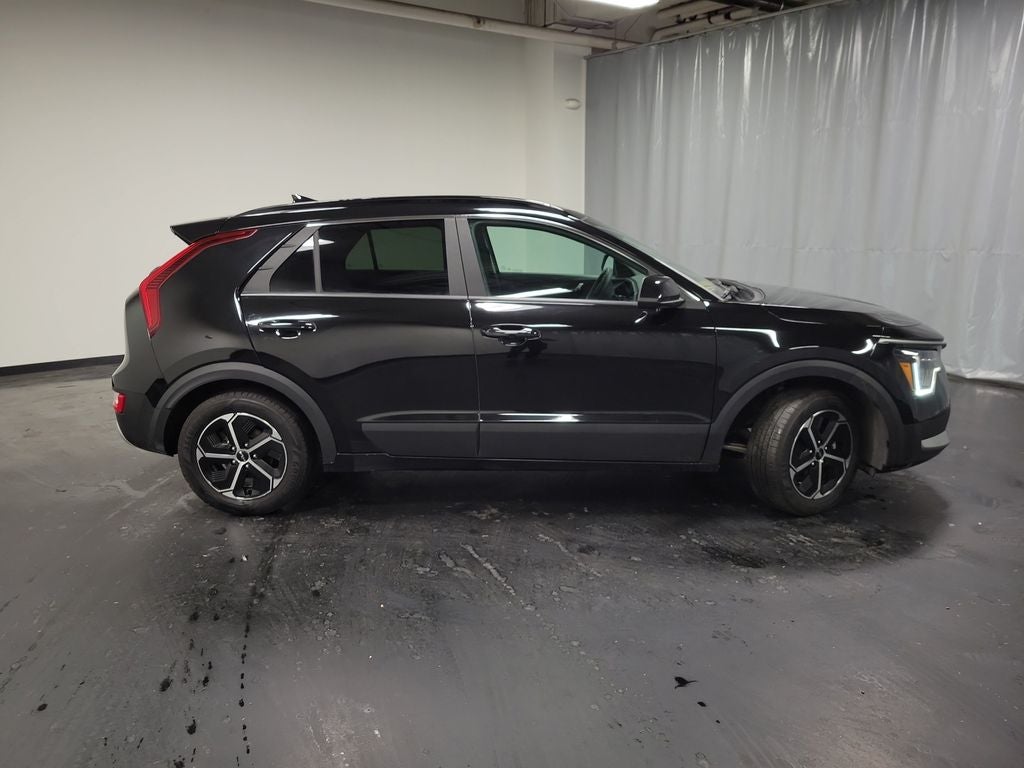 2024 Kia Niro LX