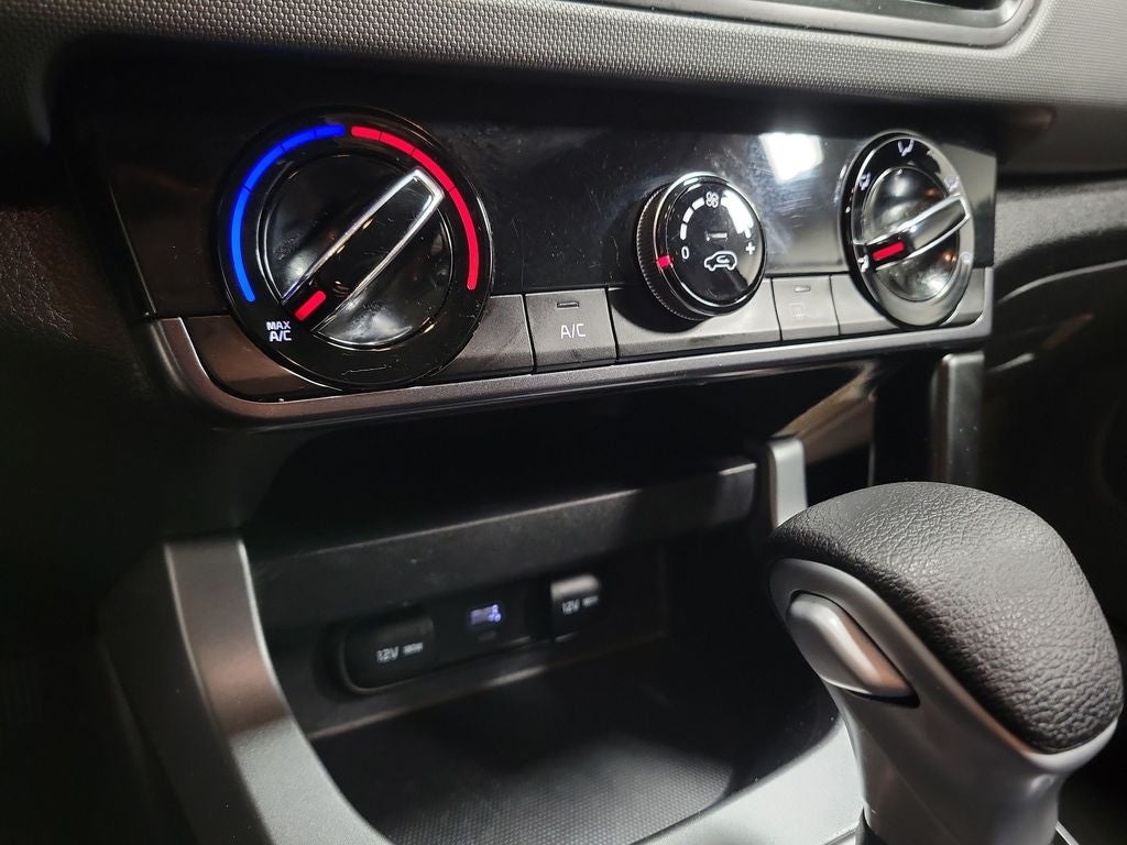 2025 Kia Seltos LX