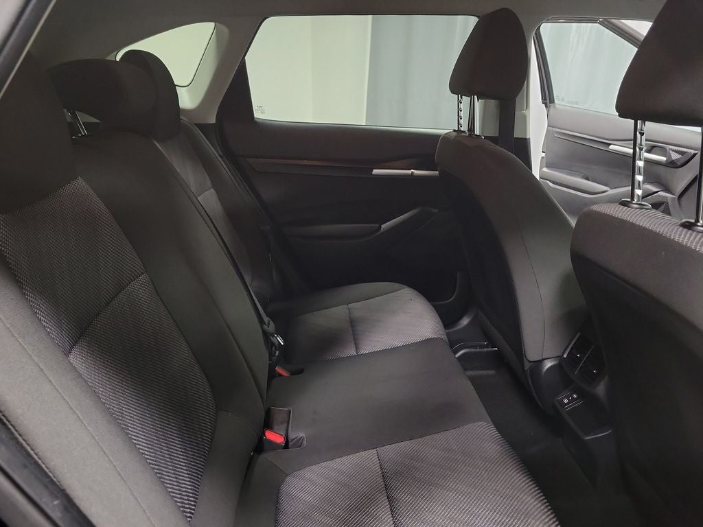 2025 Kia Seltos LX