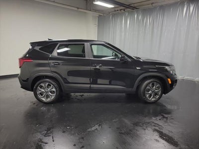 2025 Kia Seltos LX