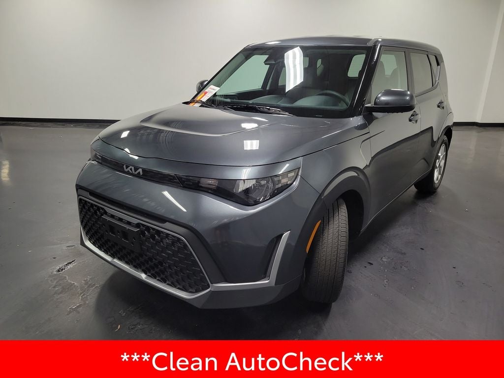 2025 Kia Soul Base