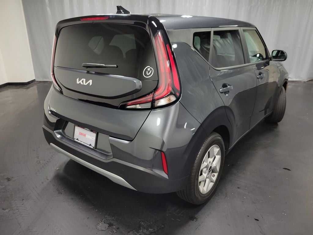 2025 Kia Soul Base