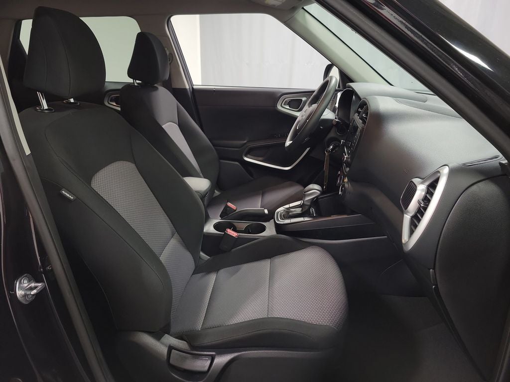 2025 Kia Soul S