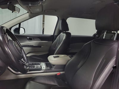 2023 Kia Carnival LX Seat Package