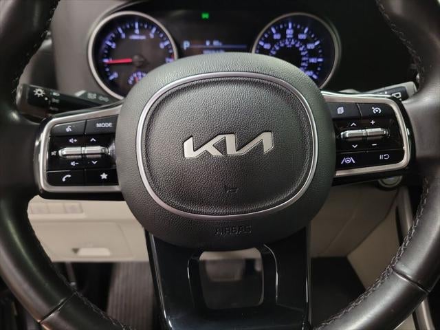 2023 Kia Carnival LX Seat Package