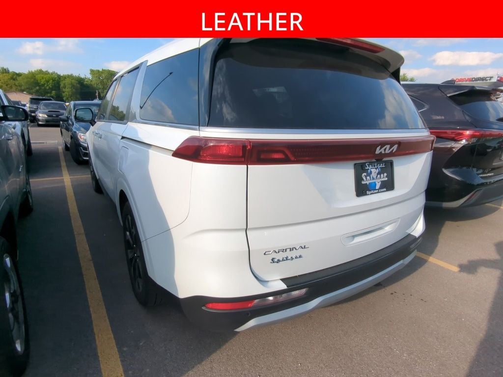 2024 Kia Carnival EX