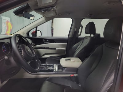 2022 Kia Carnival SX