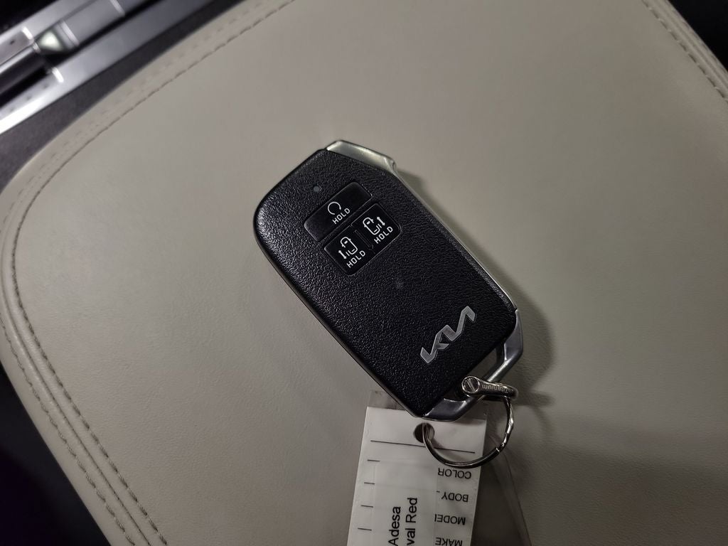 2022 Kia Carnival SX
