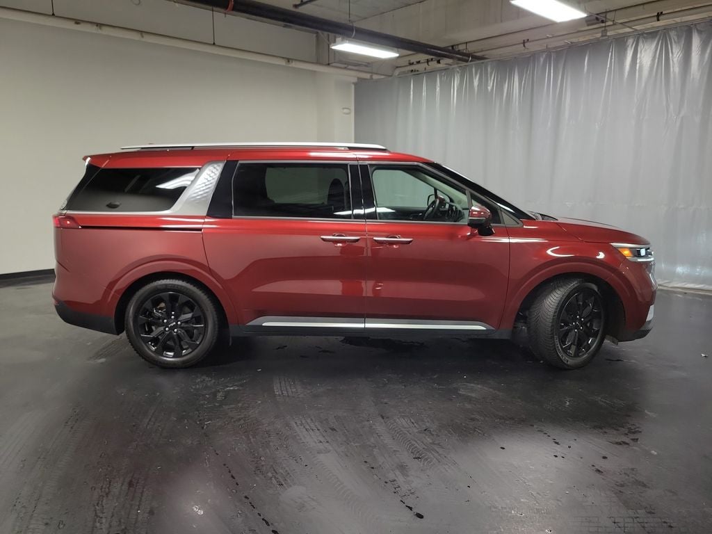 2022 Kia Carnival SX