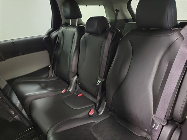 2022 Kia Carnival SX