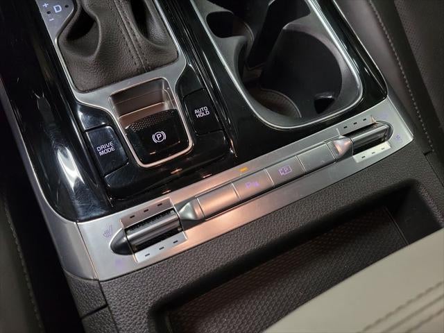 2022 Kia Carnival SX