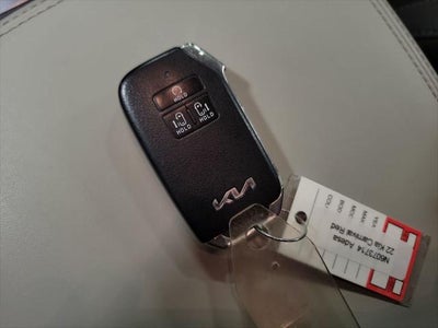 2022 Kia Carnival SX