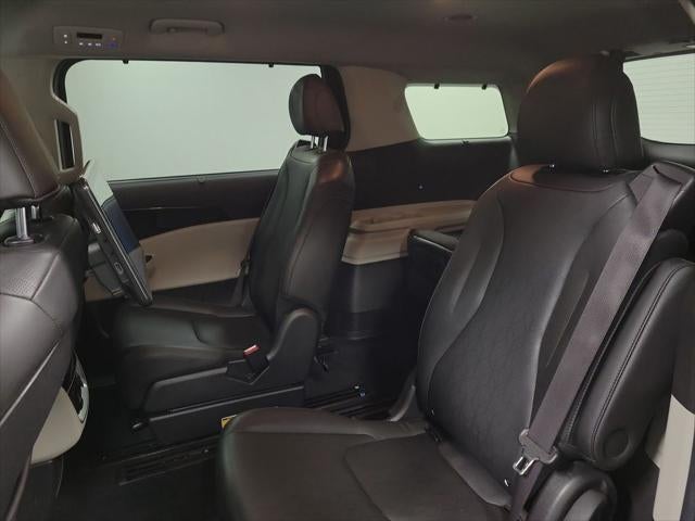2022 Kia Carnival SX