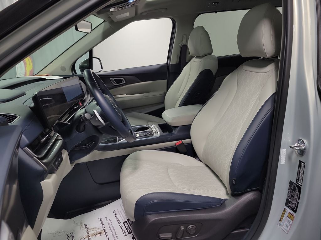2025 Kia Carnival Hybrid SX