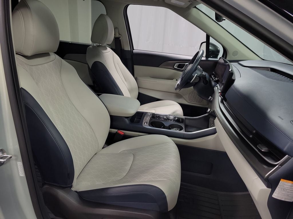 2025 Kia Carnival Hybrid SX