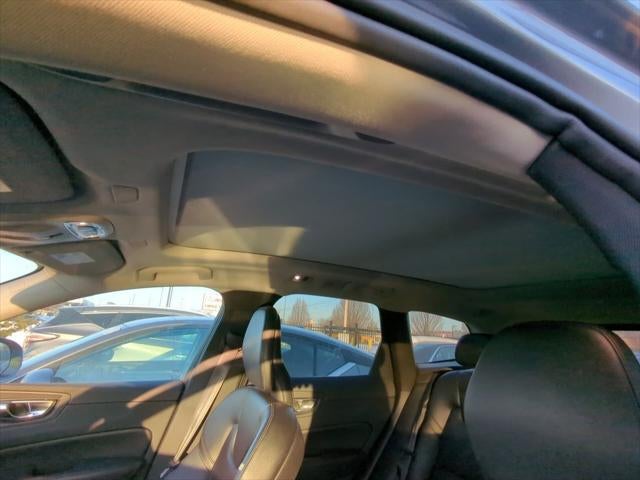 2019 Volvo XC60 T5 Momentum