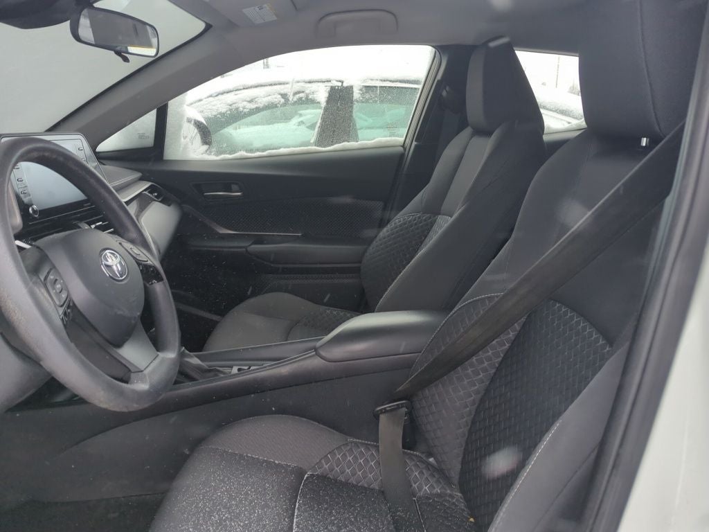 2021 Toyota C-HR LE