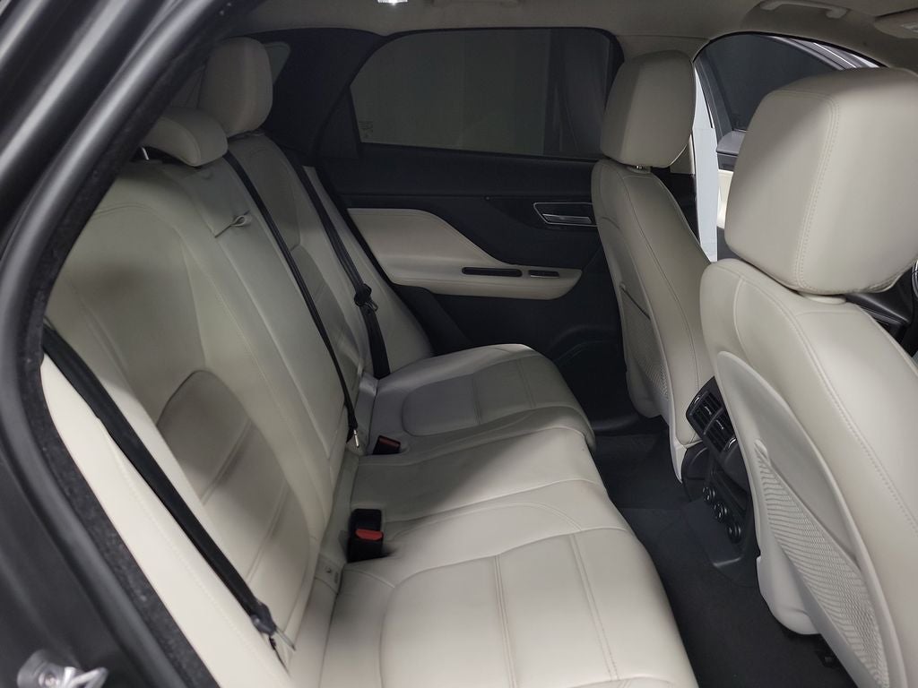 2020 Jaguar F-PACE 30t Prestige